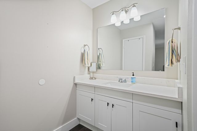 39 9th Street, Shalimar, FL 32579