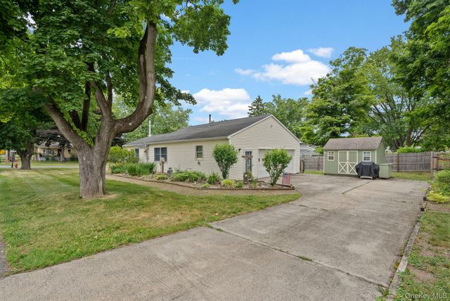 36 Charles Street, Montgomery, NY 12549