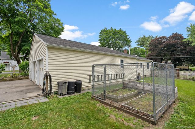 36 Charles Street, Montgomery, NY 12549