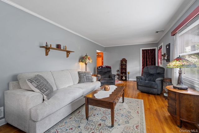 36 Charles Street, Montgomery, NY 12549