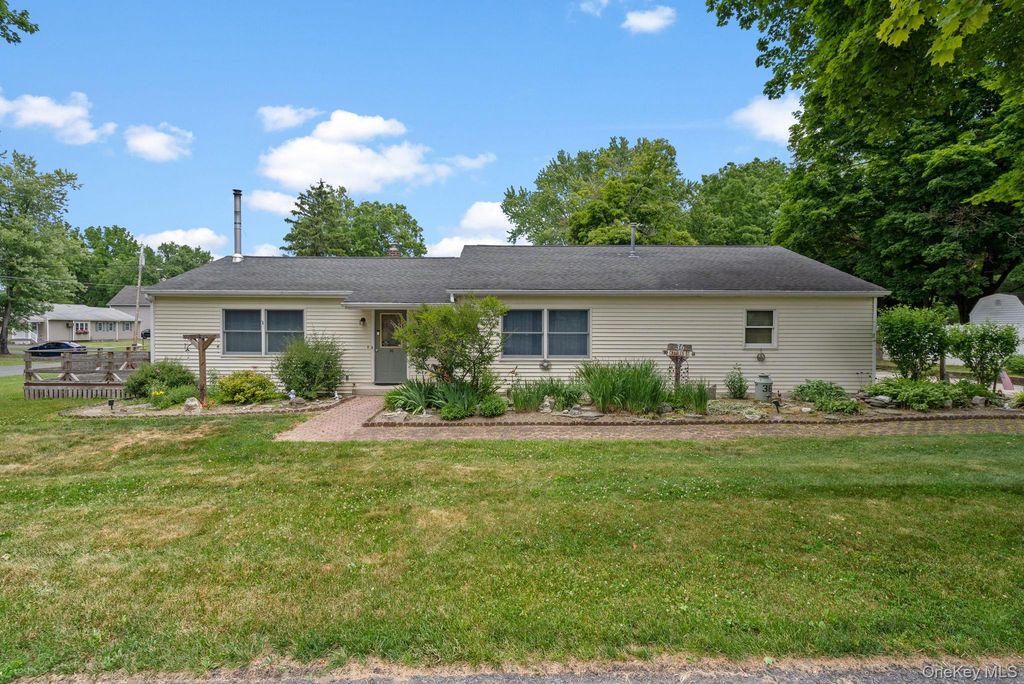 36 Charles Street, Montgomery, NY 12549