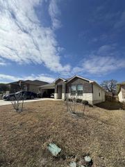 6320 Diamondleaf BND, Austin, TX 78724