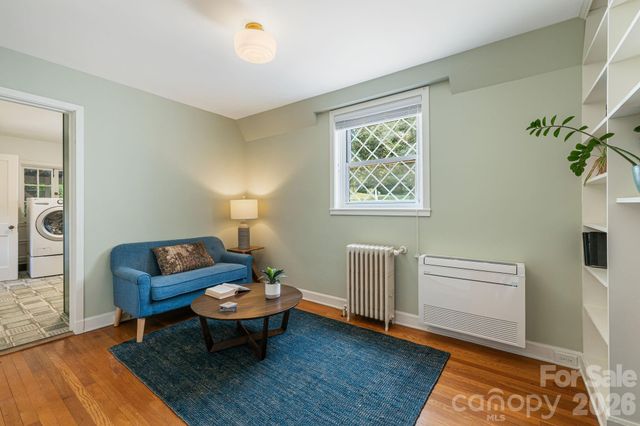 42 Cranford Road, Asheville, NC 28806