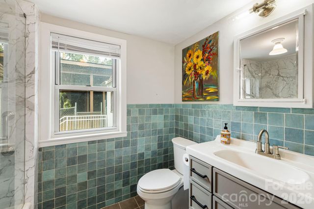 42 Cranford Road, Asheville, NC 28806