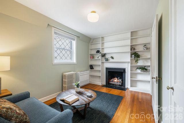 42 Cranford Road, Asheville, NC 28806
