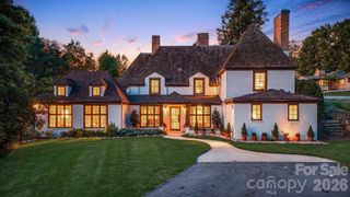 42 Cranford Road, Asheville, NC 28806