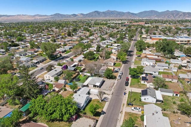 4305 W 5570 S, Salt Lake City, UT 84118