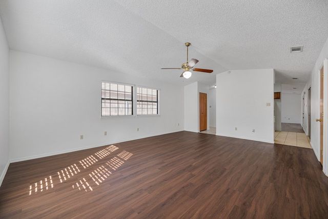 4503 Fairgate Dr, Midland, TX 79707