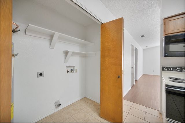 4503 Fairgate Dr, Midland, TX 79707