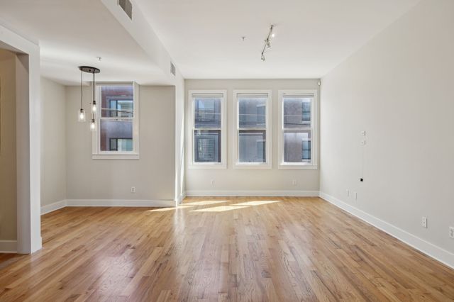 508 Madison St Apt 5, Nashville, TN 37208
