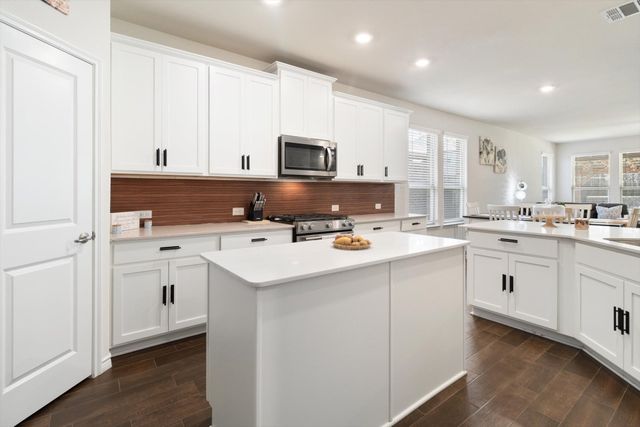 2919 Jasper Trail, Aubrey, TX 76227