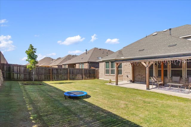 2919 Jasper Trail, Aubrey, TX 76227