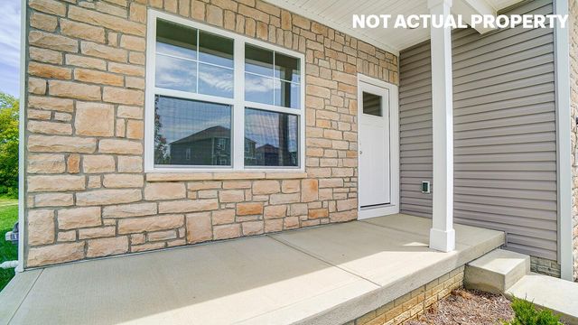 557 Eastman Avenue, Lithopolis, OH 43136