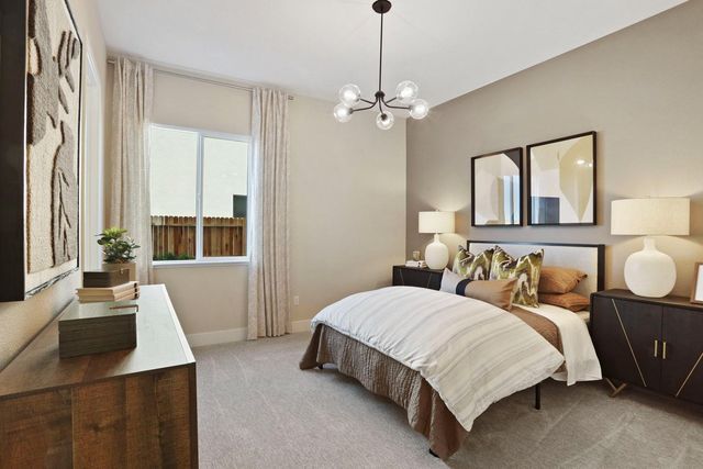 2278 Dilip Dr, Manteca, CA 95337