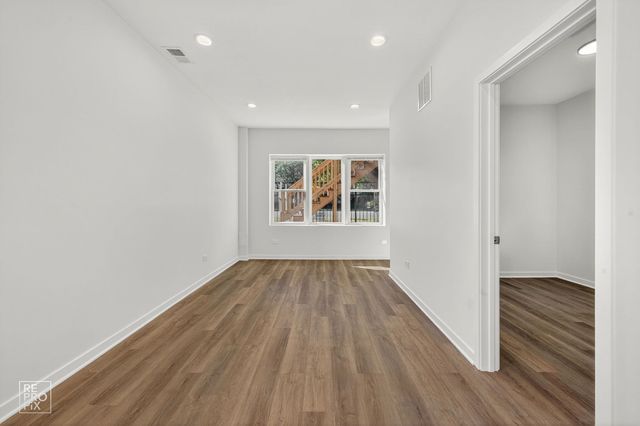 1624 W pershing Road, Chicago, IL 60609