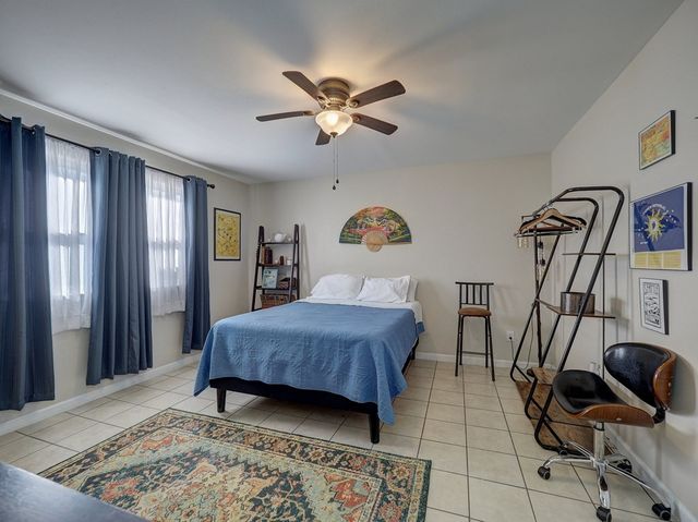108 Sweet Bay St, Rockport, TX 78382