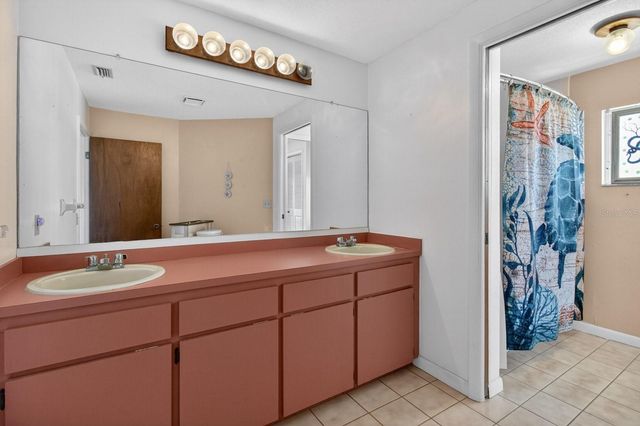12805 FIFTH ISLE, Hudson, FL 34667
