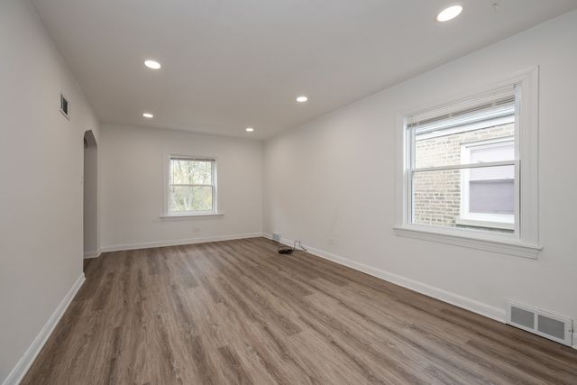 4407 W Wrightwood Avenue 2, Chicago, IL 60639