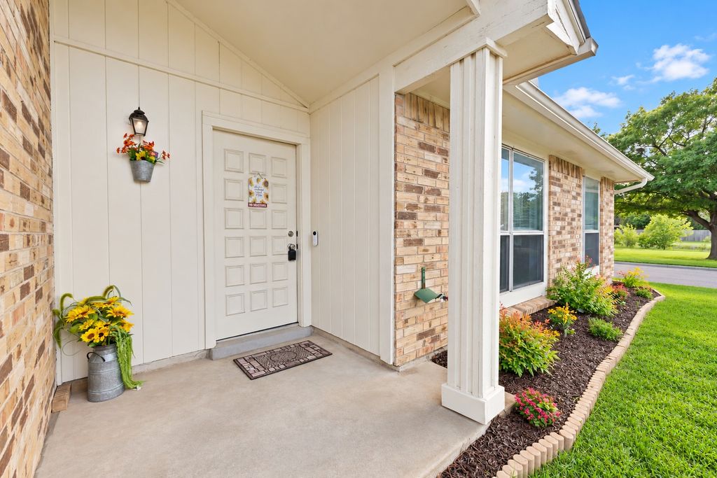 7357 Channel View Drive, Fort Worth, TX 76133 — photo 2