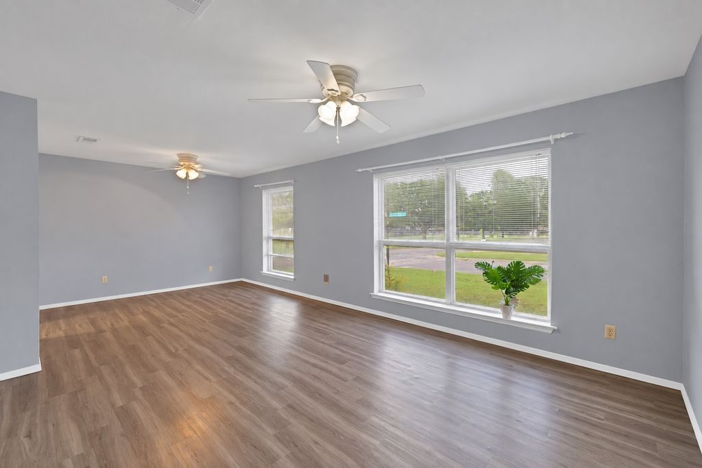 7357 Channel View Drive, Fort Worth, TX 76133 — photo 4