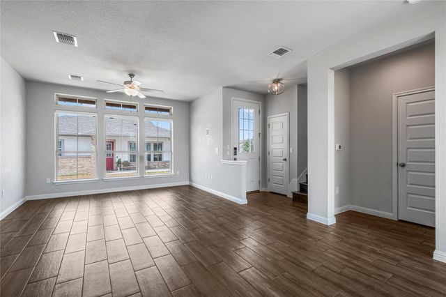 8017 Orizzonte ST, Austin, TX 78744