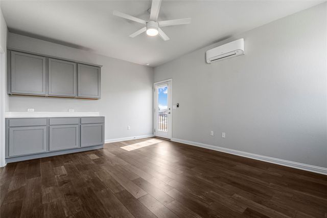 8017 Orizzonte ST, Austin, TX 78744