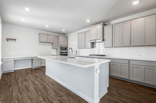 8017 Orizzonte ST, Austin, TX 78744