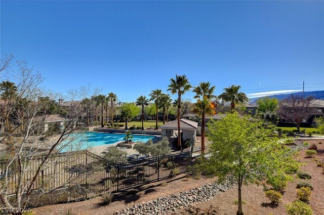 10809 Garden Mist Drive 2004, Las Vegas, NV 89135