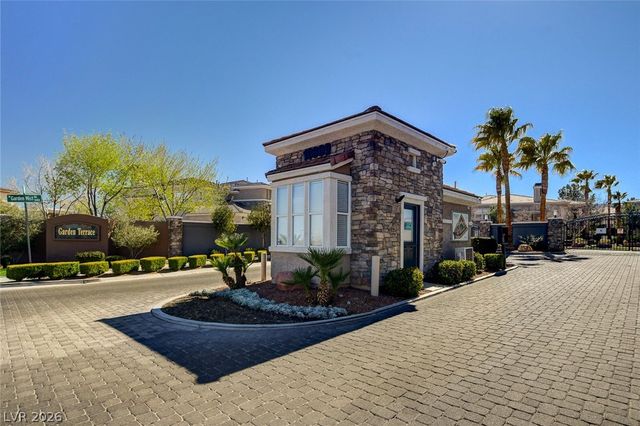 10809 Garden Mist Drive 2004, Las Vegas, NV 89135