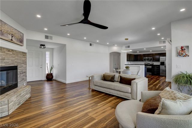 10809 Garden Mist Drive 2004, Las Vegas, NV 89135