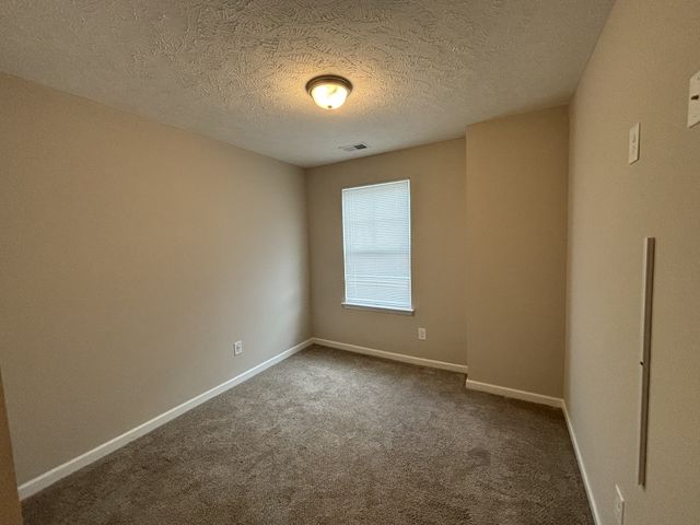 117 Jean Alyne Dotson Dr, La Vergne, TN 37086