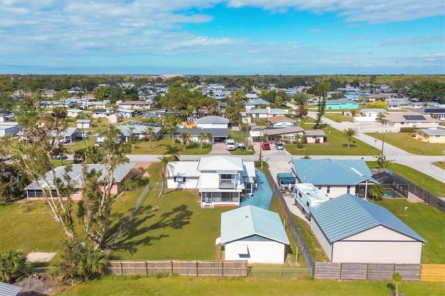 2075 PENNSYLVANIA AVENUE, Englewood, FL 34224