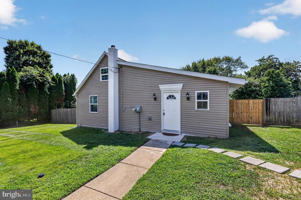 4012 GREENWOOD AVE, UPPER CHICHESTER, PA 19061 — photo 3