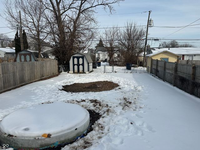 69 N 16th Avenue, Beech Grove, IN 46107