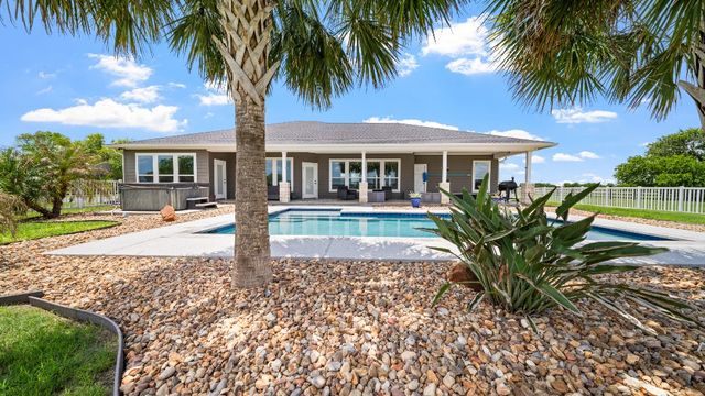958 Santa Cruz Lane, Corpus Christi, TX 78415