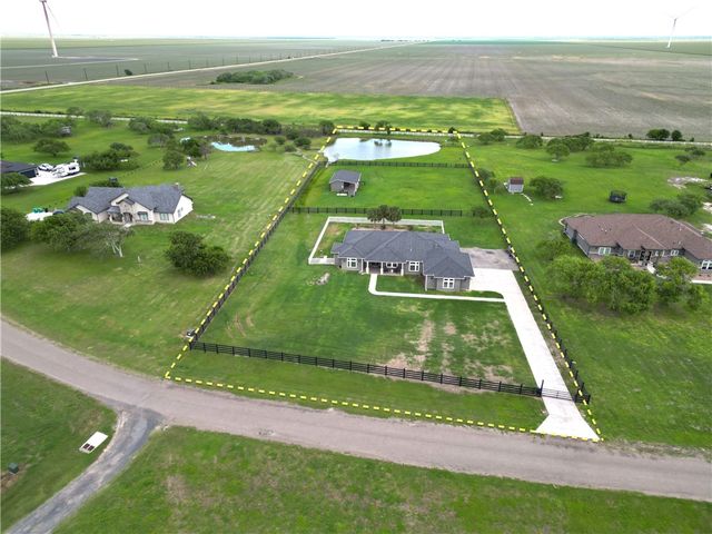 958 Santa Cruz Lane, Corpus Christi, TX 78415