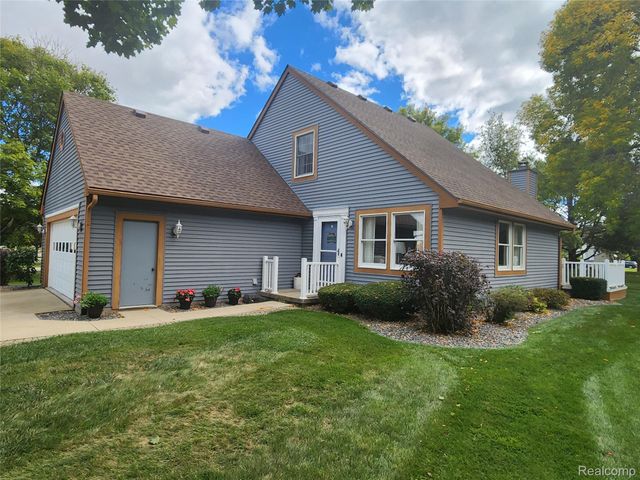 11 Cambridge Park 11, Frankenmuth, MI 48734