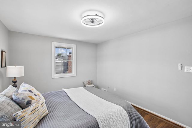 7318 CHATHAM ST, Springfield, VA 22151