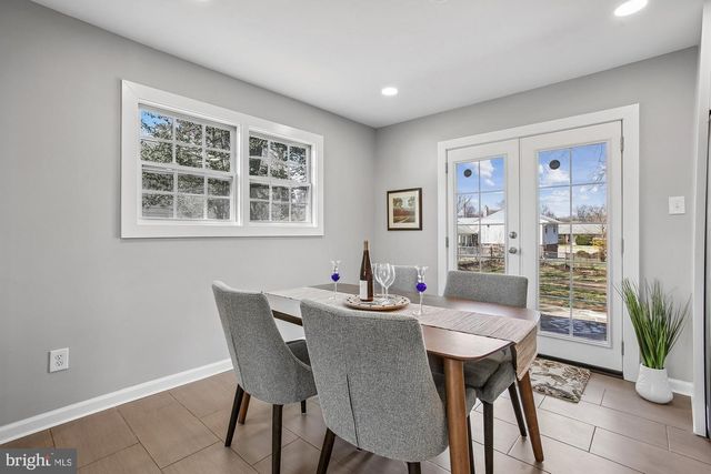 7318 CHATHAM ST, Springfield, VA 22151