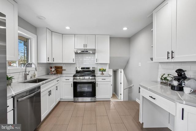 7318 CHATHAM ST, Springfield, VA 22151