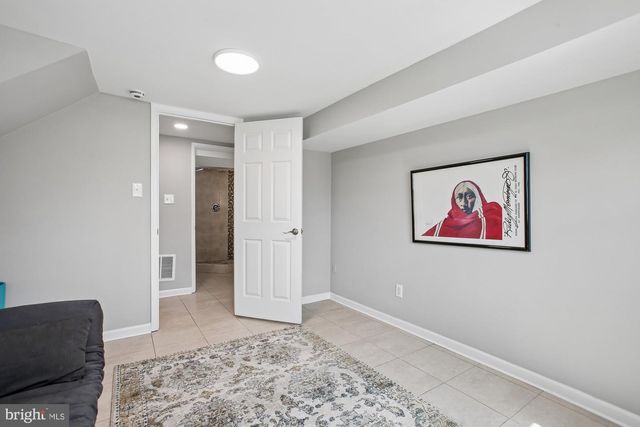 7318 CHATHAM ST, Springfield, VA 22151