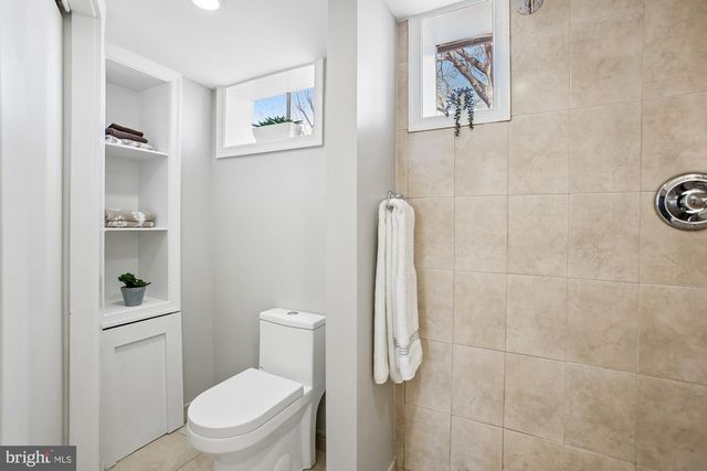 7318 CHATHAM ST, Springfield, VA 22151