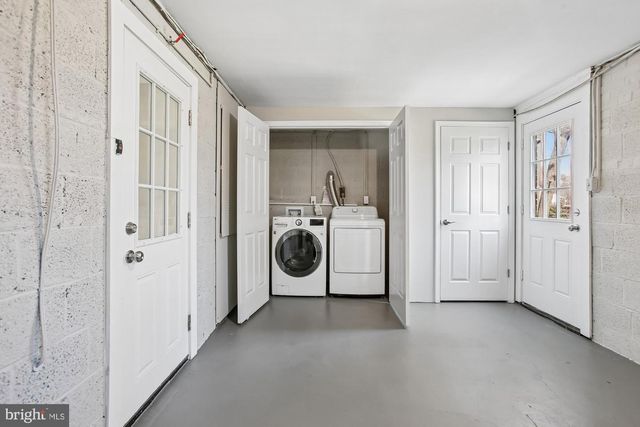 7318 CHATHAM ST, Springfield, VA 22151