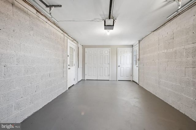 7318 CHATHAM ST, Springfield, VA 22151