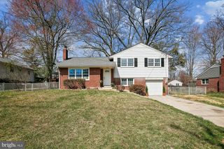 7318 CHATHAM ST, Springfield, VA 22151