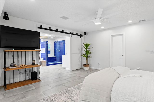 12915 GOLF CREST TERRACE, Tampa, FL 33618