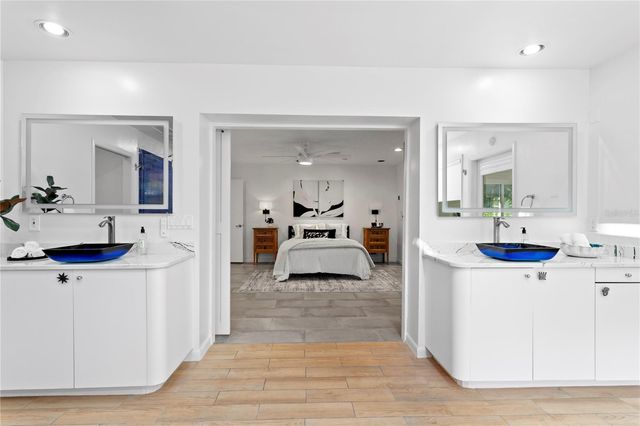 12915 GOLF CREST TERRACE, Tampa, FL 33618