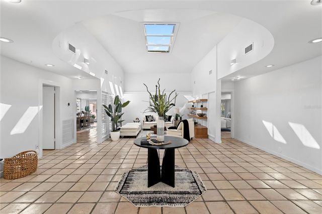 12915 GOLF CREST TERRACE, Tampa, FL 33618