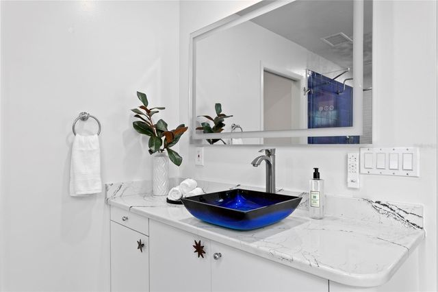 12915 GOLF CREST TERRACE, Tampa, FL 33618