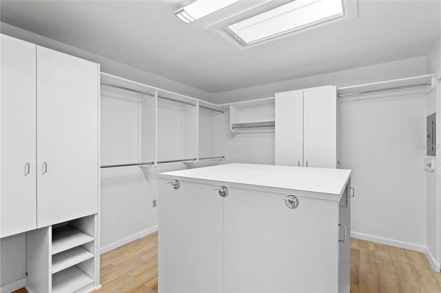 12915 GOLF CREST TERRACE, Tampa, FL 33618